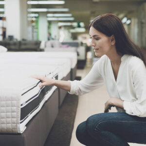 6 Effective Ways to Pick The Best Mattress For Back Pain